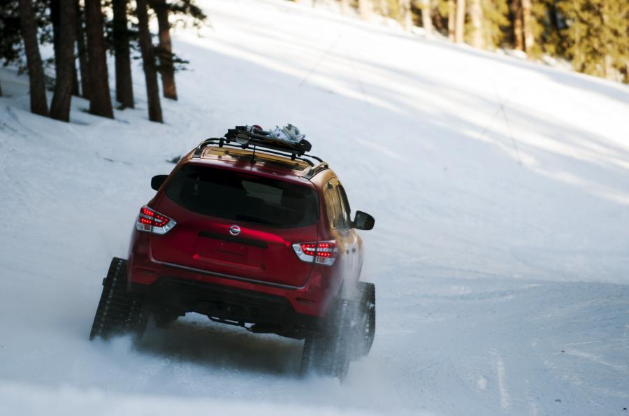  Nissan Pathfinder Winter Warrior Concept 2016 года  (фото 24 из 29)